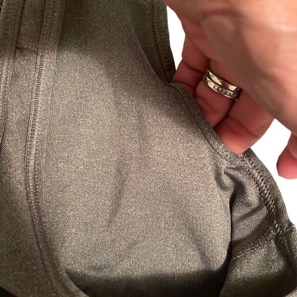 Nearly New! Gray Nike Sports Bra - Size XXS - Picture 4 of 5